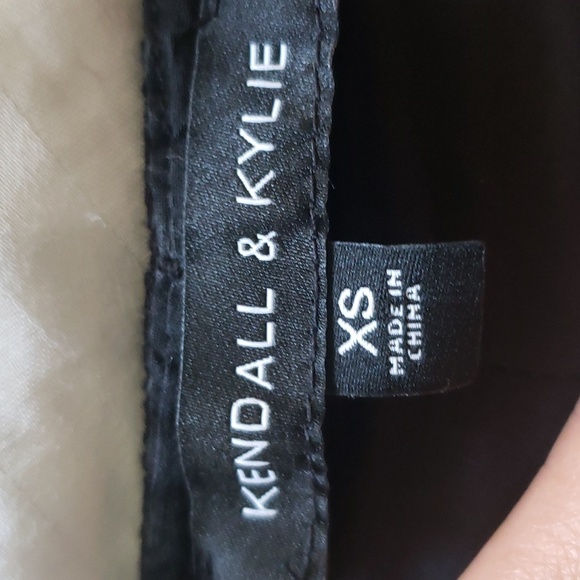 Kendall & Kylie💋 black🖤 romper size XS - Picture 7 of 8